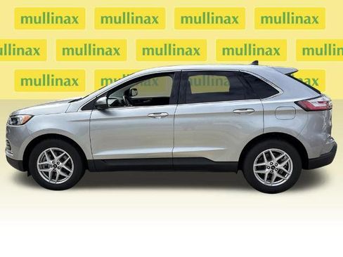 Certified 2024 Ford Edge SEL w/ Convenience Package AWD/4WD image 17