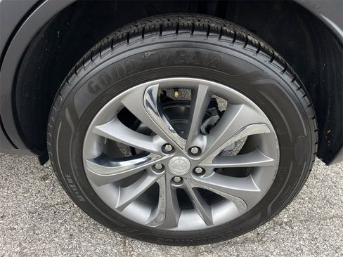 Used 2023 Buick Encore GX Essence w/ Experience Buick Package image 21