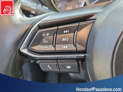 Used 2018 MAZDA CX-5 Touring w/ Preferred Equipment Package image 11