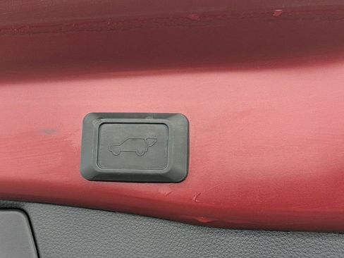 Used 2021 Toyota RAV4 Limited AWD/4WD image 35