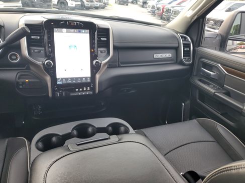 Used 2024 RAM 2500 Laramie image 17