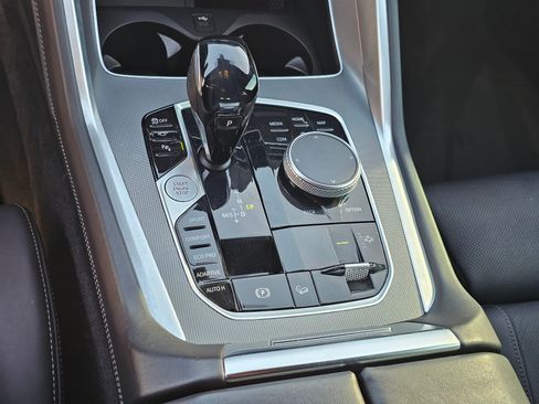 Used 2021 BMW X6 xDrive40i w/ M Sport Package image 55