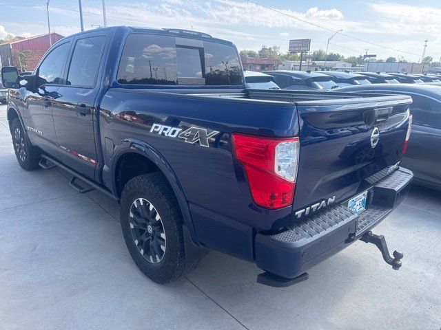 Used 2018 Nissan Titan PRO-4X w/ Pro-4x Convenience Package AWD/4WD image 3