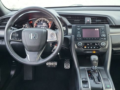 Used 2017 Honda Civic Sport image 6