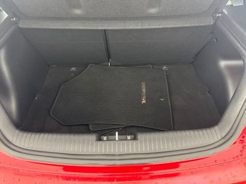Used 2014 Hyundai Veloster FWD image 30