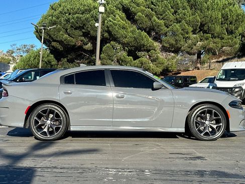 Used 2019 Dodge Charger R/T image 3
