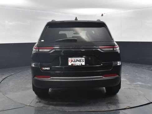 New 2026 Jeep Grand Cherokee Altitude AWD/4WD image 7