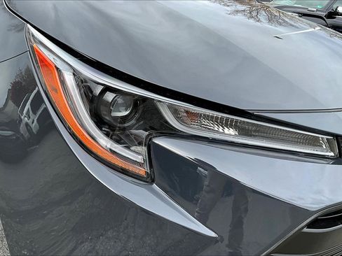 Used 2023 Toyota Corolla LE image 27
