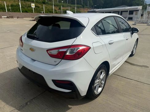 Used 2017 Chevrolet Cruze LT w/ RS Package image 7