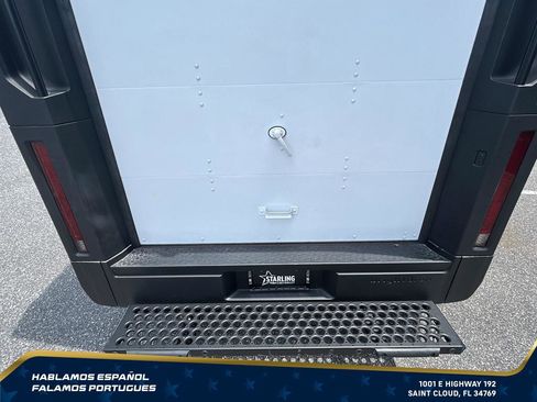 Used 2024 Chevrolet Brightdrop 600 w/ Commercial Equipment Package AWD/4WD image 34