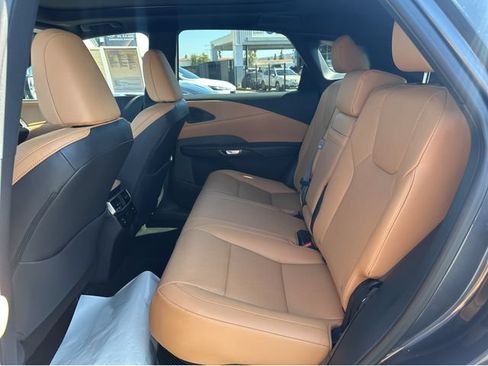 Certified 2026 Lexus RX 350 w/ Convenience Package AWD/4WD image 17