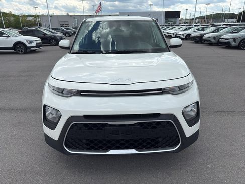 Used 2022 Kia Soul LX w/ Technology Package FWD image 11