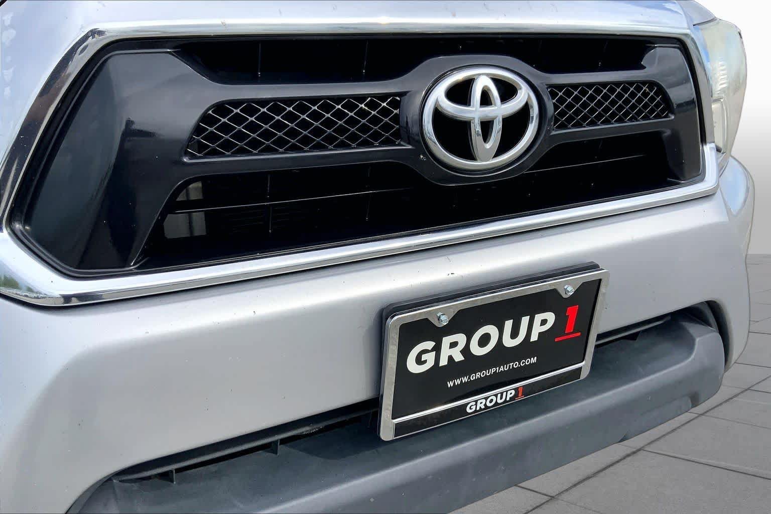 Used 2015 Toyota Tacoma PreRunner w/ SR5 Package RWD image 29