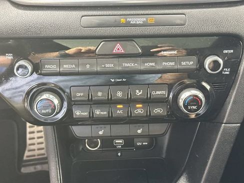 Used 2021 Kia Sportage S w/ S AWD Premium Package image 14