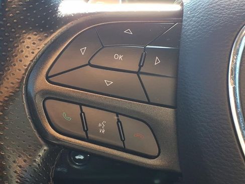 Certified 2022 Dodge Challenger R/T image 12