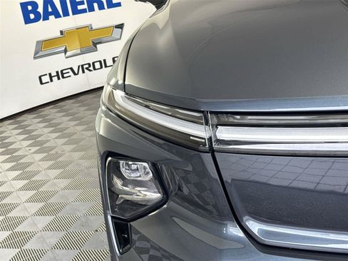 Used 2025 Chevrolet Silverado EV LT AWD/4WD image 9