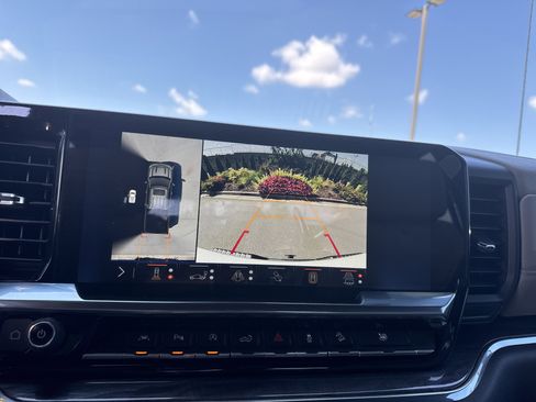 Used 2024 Chevrolet Silverado 1500 LTZ image 26