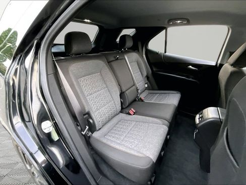 Used 2024 Chevrolet Equinox LT FWD image 17