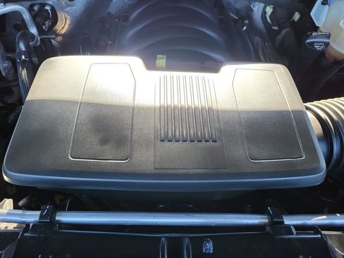 Used 2023 Chevrolet Silverado 1500 ZR2 w/ Technology Package image 29