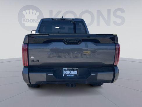 Used 2023 Toyota Tundra Platinum image 10