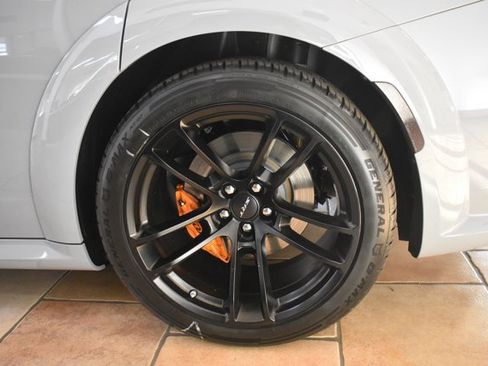 Used 2021 Dodge Charger SRT Hellcat w/ Harman/Kardon Audio Group image 8