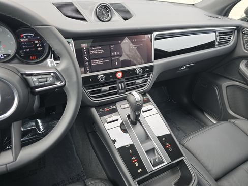 New 2026 Porsche Macan S image 20