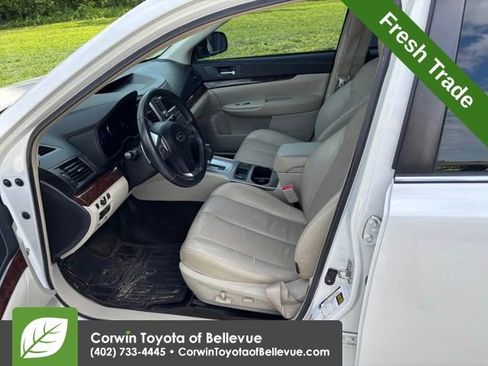 Used 2014 Subaru Legacy 2.5i Limited w/ Moonroof Package AWD/4WD image 6