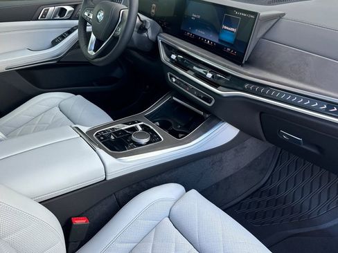 New 2026 BMW X5 xDrive40i w/ Climate Comfort Package image 17