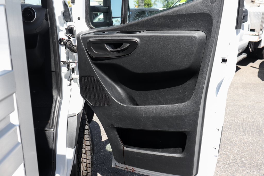 Used 2019 Mercedes-Benz Sprinter 170 image 29