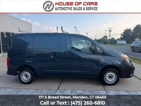 Used 2015 Nissan NV200 SV w/ Technology Package FWD image 4