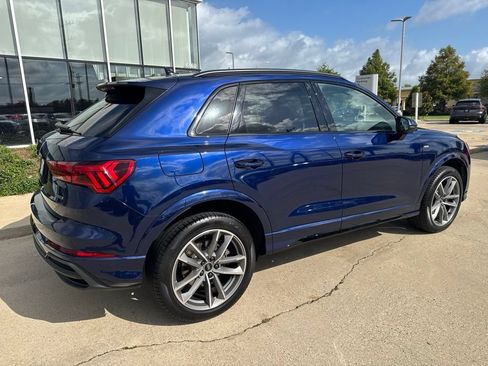 Used 2025 Audi Q3 2.0T Premium w/ Convenience Package AWD/4WD image 2