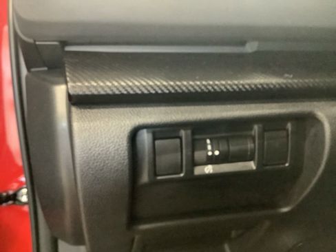 Used 2024 Subaru Crosstrek 2.0i Premium image 19