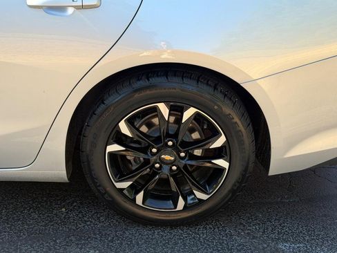 Used 2018 Chevrolet Malibu LT FWD image 7