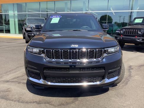 Used 2024 Jeep Grand Cherokee L Limited w/ Luxury Tech Group II image 4