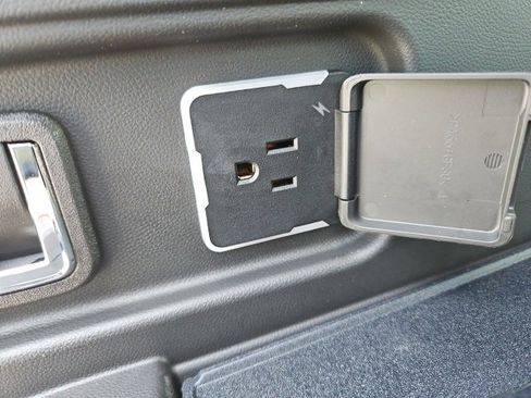 New 2025 GMC Hummer EV 2X image 14