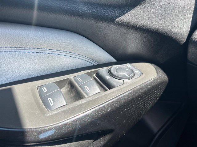 Used 2024 Chevrolet Trax LT FWD image 17