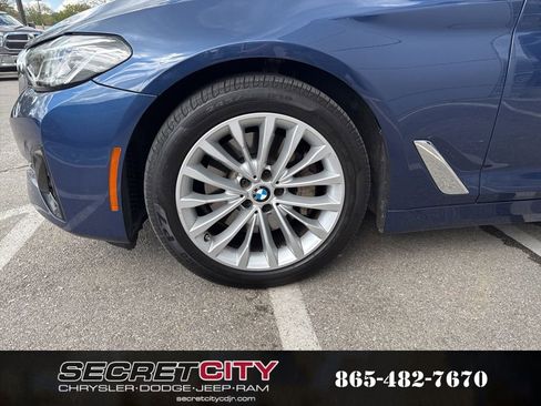 Used 2022 BMW 530i xDrive w/ Convenience Package image 27