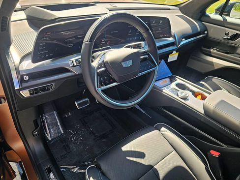 New 2027 Cadillac Vistiq Platinum AWD/4WD image 22