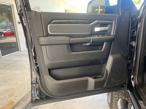 New 2022 RAM 2500 Big Horn w/ Level C Equiment Group image 34