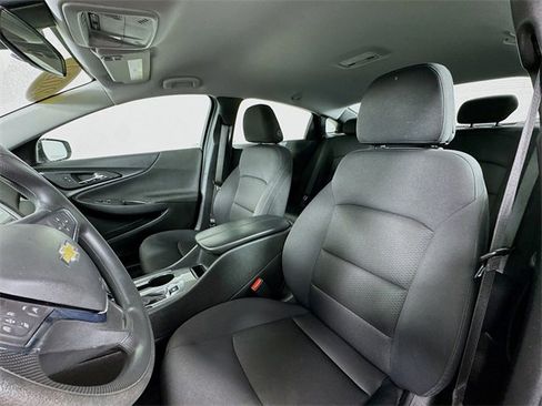 Used 2024 Chevrolet Malibu LT image 11