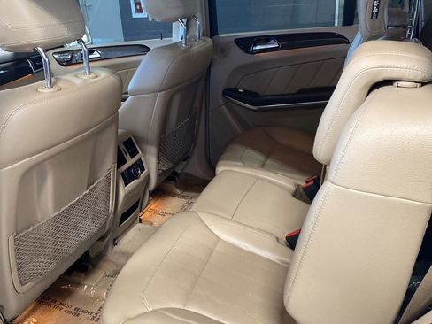 Used 2014 Mercedes-Benz GL 450 GL 450 image 18