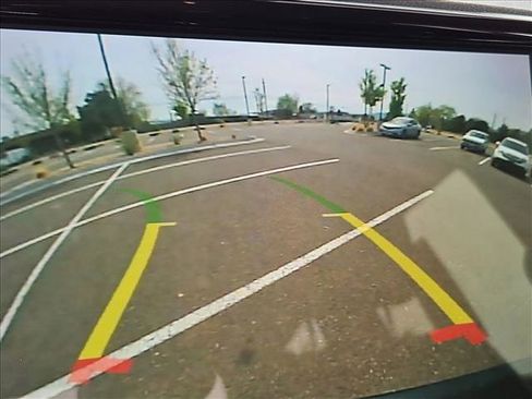 Used 2024 Chrysler Pacifica Touring-L image 13