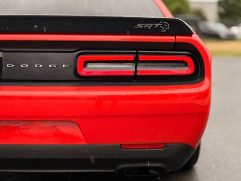 Used 2022 Dodge Challenger SRT Hellcat w/ Plus Package RWD image 16