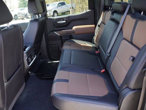 Certified 2021 Chevrolet Silverado 1500 High Country w/ Technology Package image 19