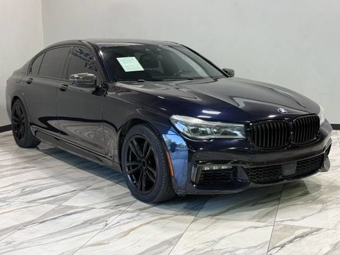 Used 2017 BMW 750i xDrive AWD/4WD image 4