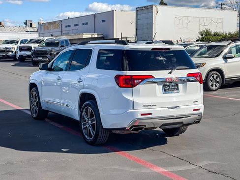 Used 2019 GMC Acadia Denali w/ Technology Package image 2