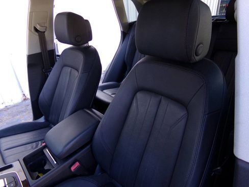 Used 2019 Audi Q5 2.0T Premium Plus w/ Premium Plus Package image 21