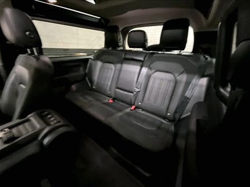 Used 2021 Land Rover Defender 90 First Edition image 27
