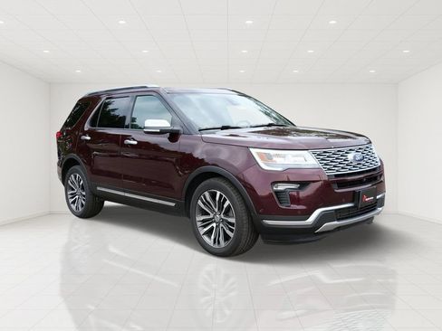 Certified 2018 Ford Explorer Platinum AWD/4WD image 1