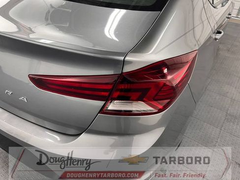 Used 2019 Hyundai Elantra SEL w/ Cargo Package FWD image 13